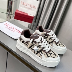 Valentino Sneakers